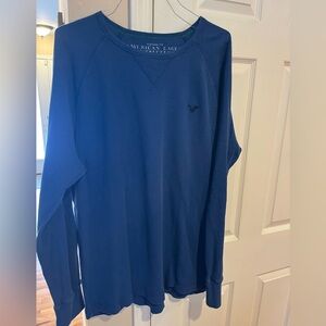 American Eagle Outfitters Men's Navy Long Sleeve Tee